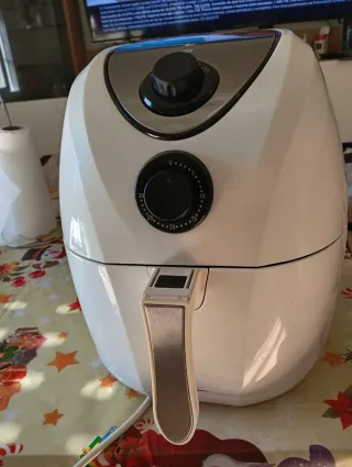 Freidora de aire blanca