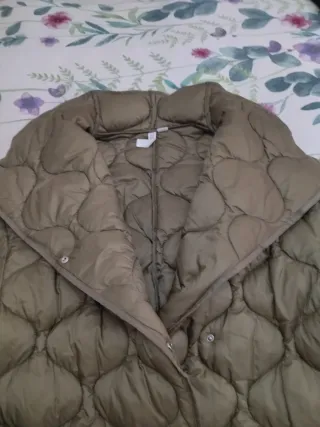 Cazadora larga acolchada verde Mango