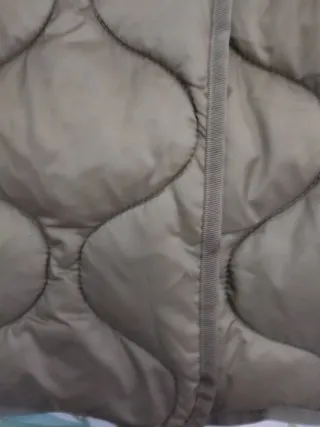 Cazadora larga acolchada verde Mango