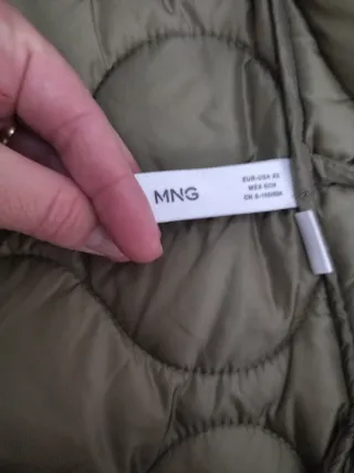 Cazadora larga acolchada verde Mango