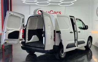 Peugeot Partner 2022 de 3 ASIENTOS