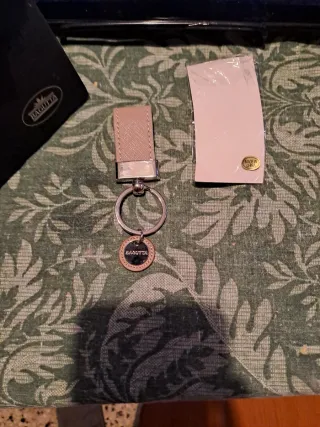 Portachiavi con medaglione bagutta