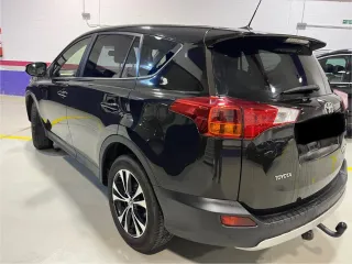 Toyota RAV4 2015