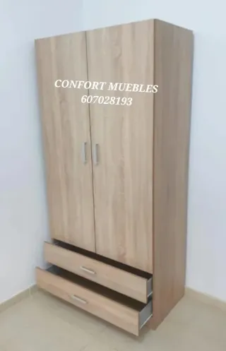 Armadi nuovi in legno spaziosi ed eleganti con 2, 3 e 4 ante