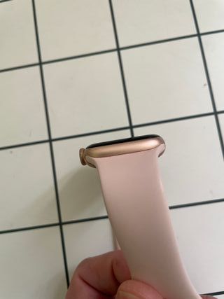Apple Watch 4 oro Rosa perfettamente funzionante