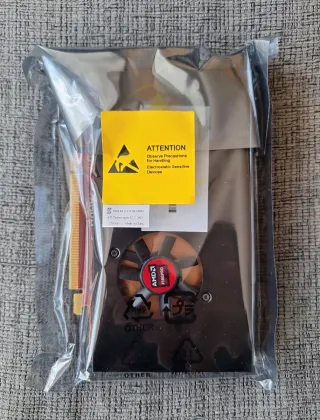 Gráfica AMD FIREPRO MXRT5600 4GB