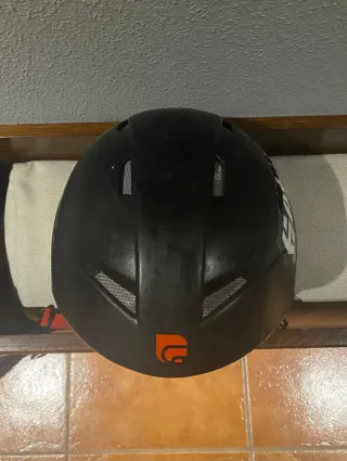 Casco Etnies Cairn Negro