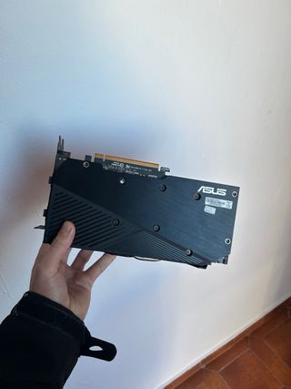 Tarjeta Gráfica ASUS Radeon RX 5500 XT