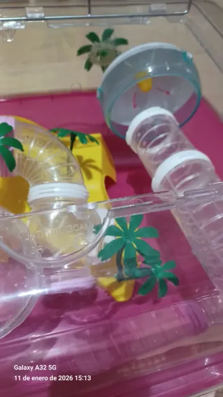 Jaula Hamster con Tubos y Rueda y pelota .