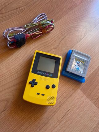Game Boy Color Giallo + Pokémon Argento