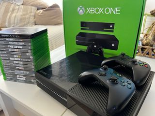 Xbox One + Kinect + 2 Mandos y Juegos