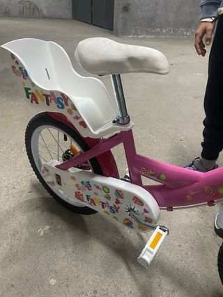 Bicicleta infantil 18 rosa con ruedines.