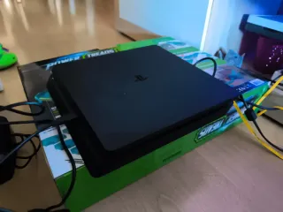 Consola Sony PS4 Negra