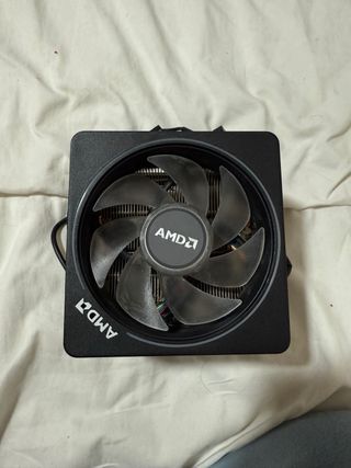 Ventilador CPU AMD con RGB