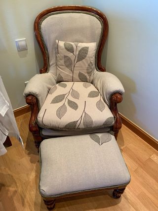 Butaca con reposapiés