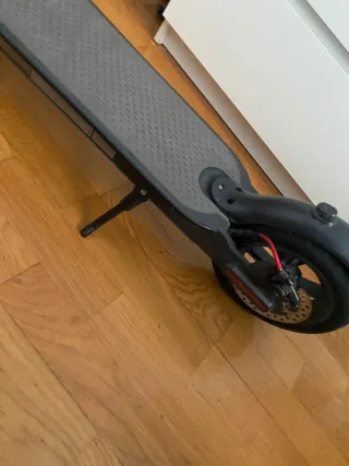 Patinete Eléctrico Xiaomi M365 Negro