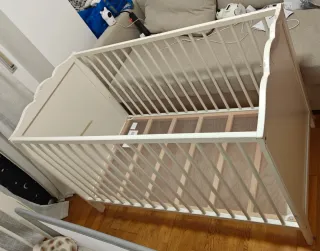 Cuna de madera Ikea Hensvik