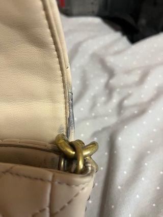 Bolso Zara acolchado cadena dorada