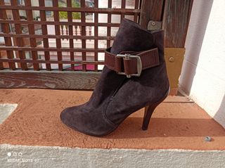Botines ante hebilla marrón T 37