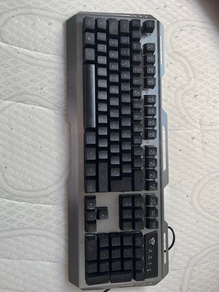 Teclado y Ratón Gaming RGB