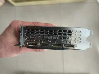 Tarjeta Gráfica Gigabyte RTX 2060 6GB