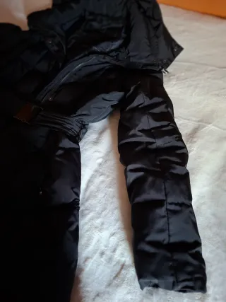 Abrigo plumífero Zara mujer negro