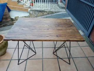 Mesa escritorio madera olivo y metal