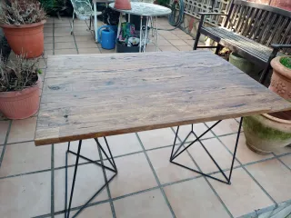 Mesa escritorio madera olivo y metal