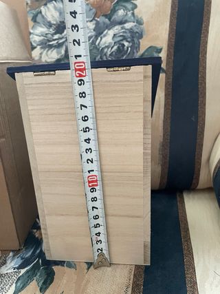 Casa de pájaros Yves Rocher para cremas y cosas.