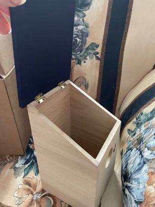 Casa de pájaros Yves Rocher para cremas y cosas.