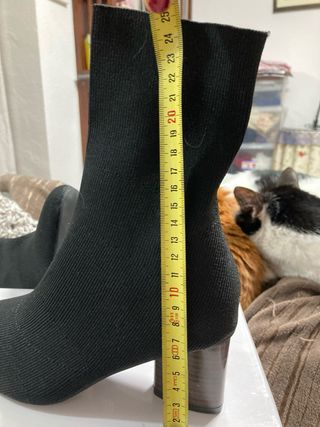 Botines calcetín tacón madera