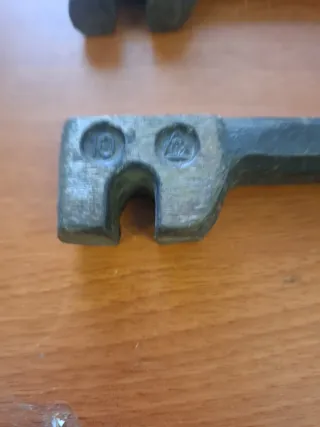 LLAVES DE GRIFA DE 10MM NUEVAS