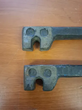 LLAVES DE GRIFA DE 10MM NUEVAS