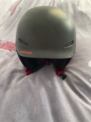 Casco de Nieve Cebe Infantil Negro y Rojo