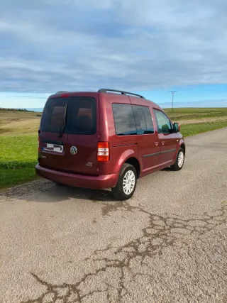Volkswagen Caddy 2014