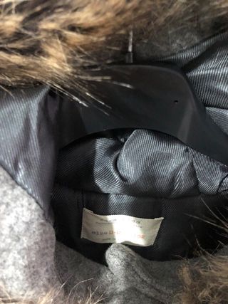 Abrigo trenca niña con capucha y pelo