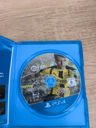 FIFA 17 PS4 (PlayStation 4) - EA Sports