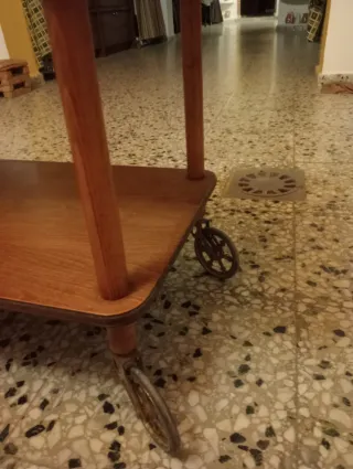 Carrito camarera madera