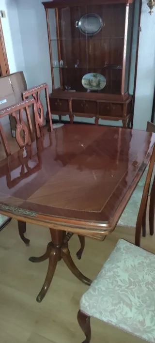Muebles Comedor Vintage ,aparador , vitrina ,mesa
