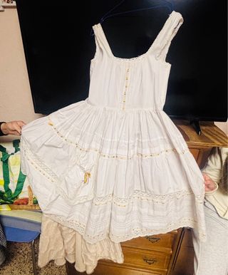Falda y corpiño fallera niña 8-10 años mas tela.