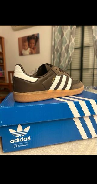 Adidas Samba Marrones y Blancas