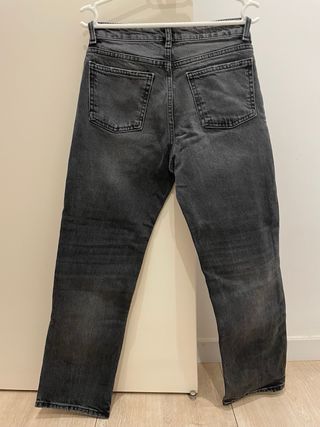 Pantalón Zara low-rise TRF negro, sin estrenar