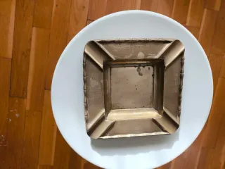 Cenicero bandeja latón