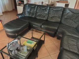 Divano angolare in vera pelle e radica 7 posti