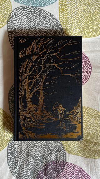 A Court of Thorns and Roses Collector's Edition