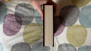 A Court of Thorns and Roses Collector's Edition