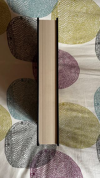 A Court of Thorns and Roses Collector's Edition