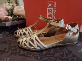 Sandalias Pikolinos Talla 37 Oro y Blanco