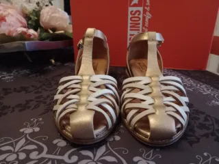 Sandalias Pikolinos Talla 37 Oro y Blanco