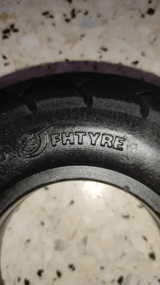 Rueda maciza para patinete eléctrico- NUEVA